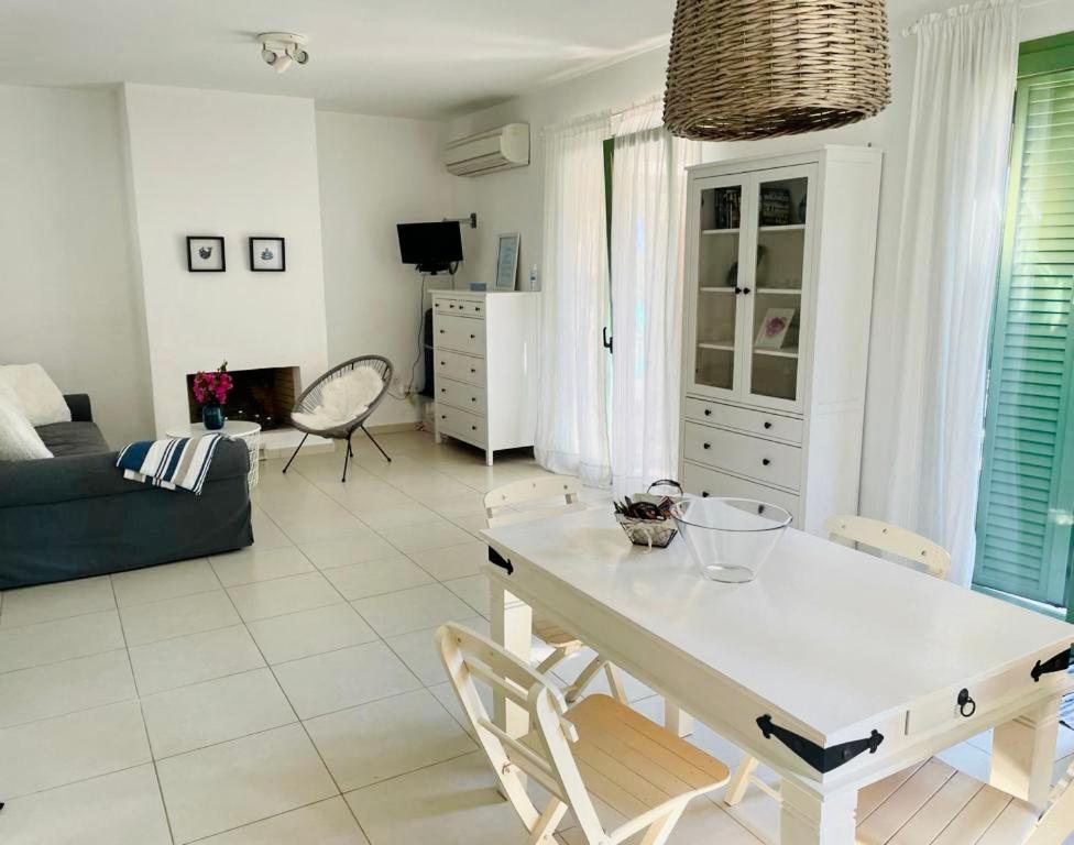 Gennadi Blue Sky Villas Exteriér fotografie